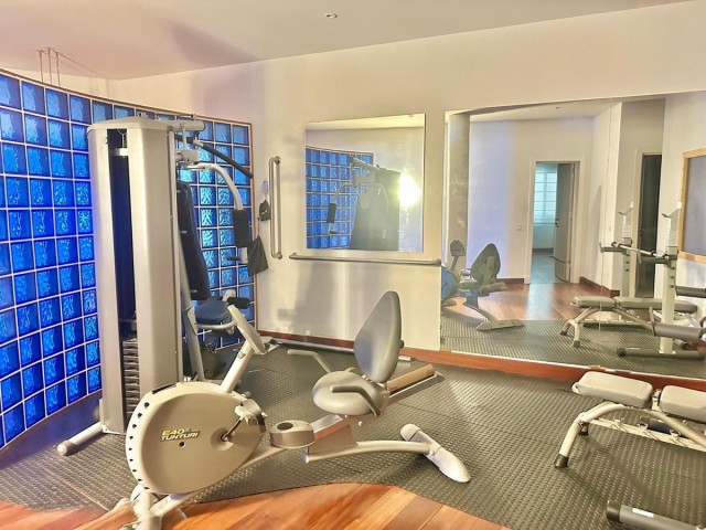 Villa avec 4 Chambres  à Benahavís