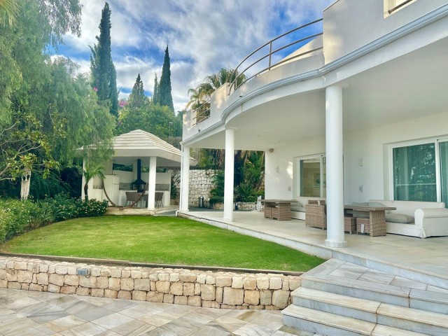 Villa avec 4 Chambres  à Benahavís