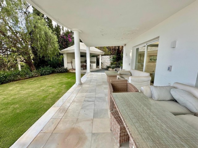 Villa avec 4 Chambres  à Benahavís