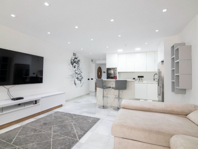 3 Bedrooms Apartment in Puerto Banús