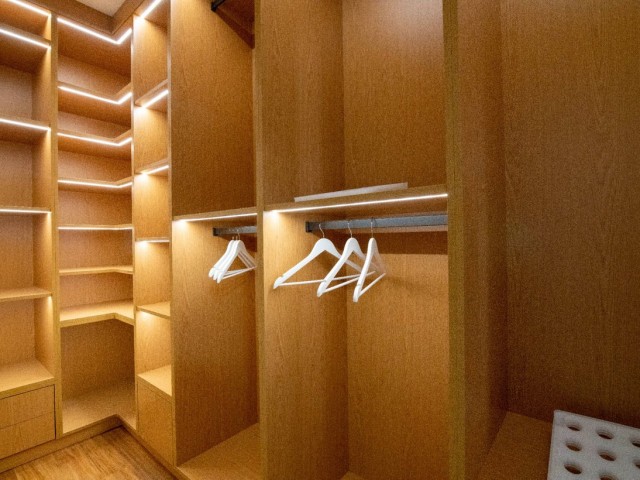 3 Bedrooms Apartment in Puerto Banús