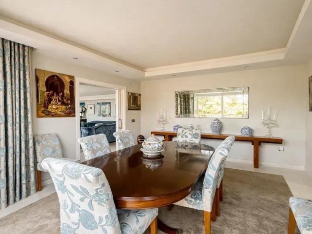 4 Bedrooms Villa in Málaga