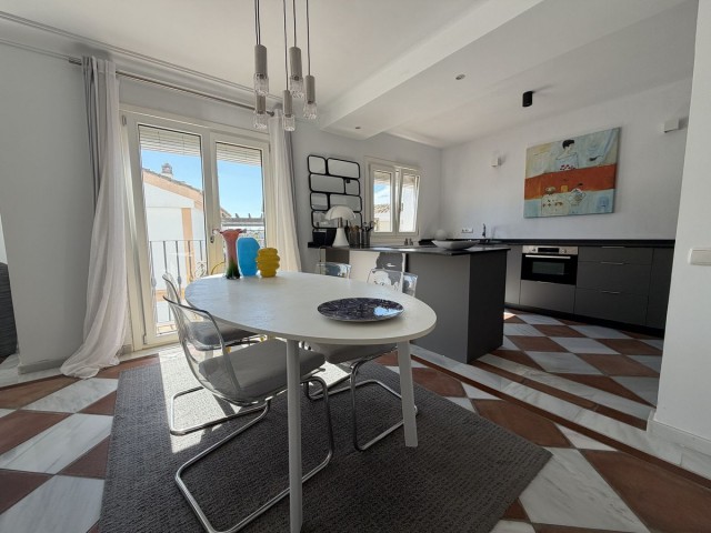 Maison mitoyenne avec 3 Chambres  à La Heredia