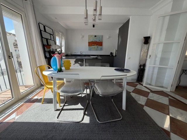 Maison mitoyenne avec 3 Chambres  à La Heredia