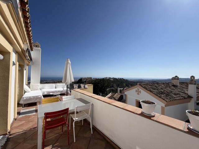 Maison mitoyenne avec 3 Chambres  à La Heredia