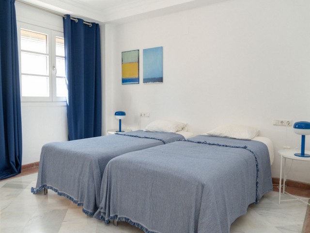 Maison mitoyenne avec 3 Chambres  à La Heredia