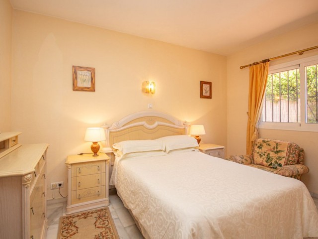 Villa avec 3 Chambres  à Marbesa