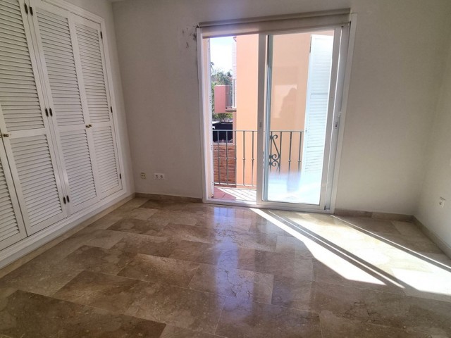 3 Schlafzimmer Reihenhaus in Nueva Andalucía