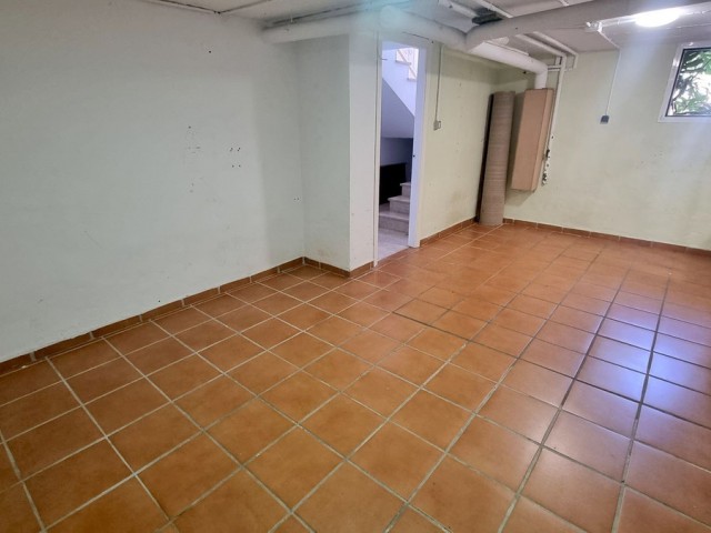 3 Schlafzimmer Reihenhaus in Nueva Andalucía