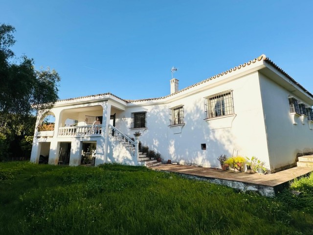 3 Soveroms Villa i Atalaya