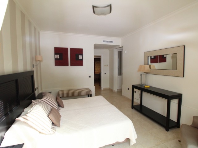 3 Bedrooms Townhouse in The Golden Mile