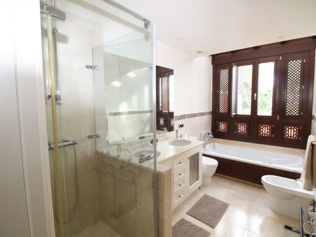 3 Bedrooms Townhouse in The Golden Mile