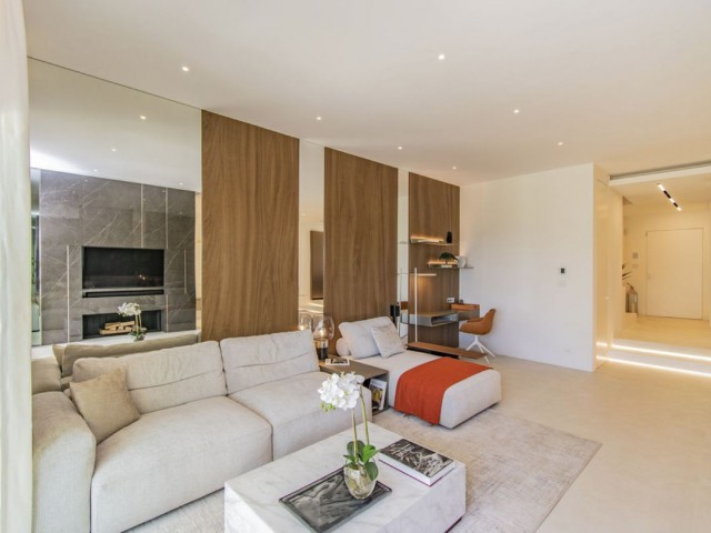 4 Schlafzimmer Reihenhaus in Puerto Banús