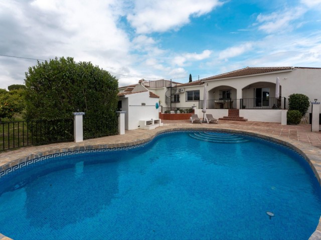 4 Makuuhuoneen Huvila Alhaurín el Grande