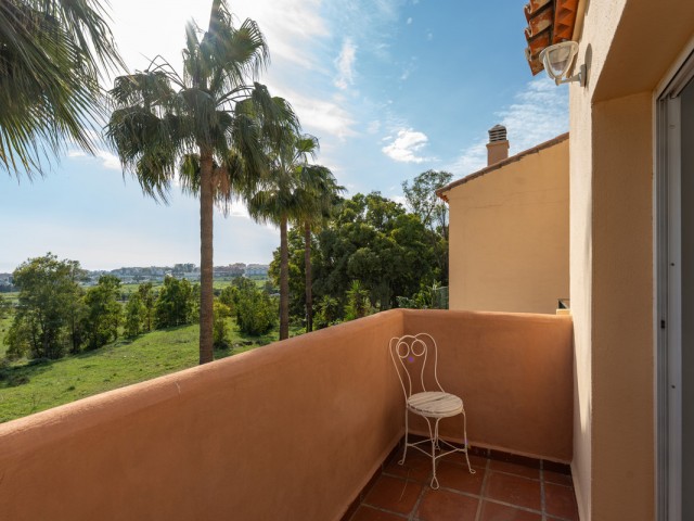 4 Schlafzimmer Reihenhaus in Nueva Andalucía