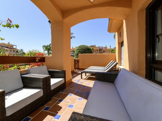 3 Bedrooms Apartment in Estepona