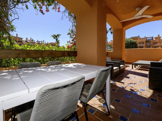 3 Bedrooms Apartment in Estepona