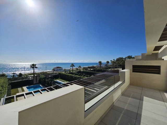 4 Schlafzimmer Reihenhaus in New Golden Mile