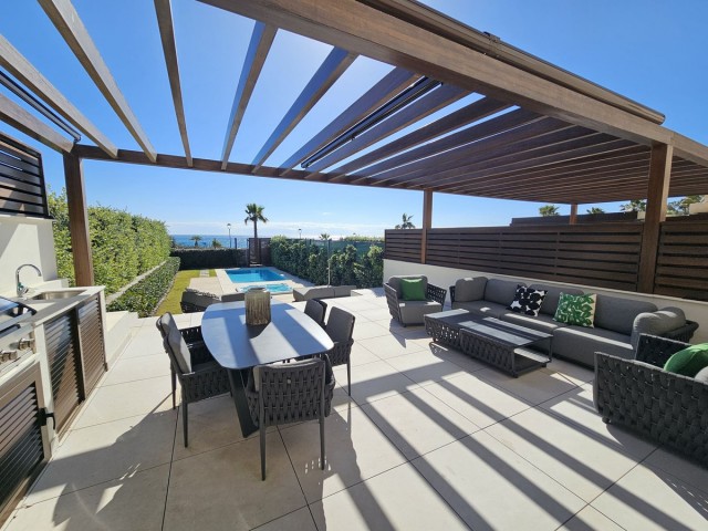 4 Schlafzimmer Reihenhaus in New Golden Mile