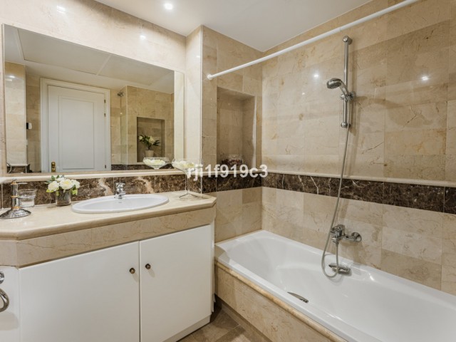 2 Schlafzimmer Apartment in Elviria