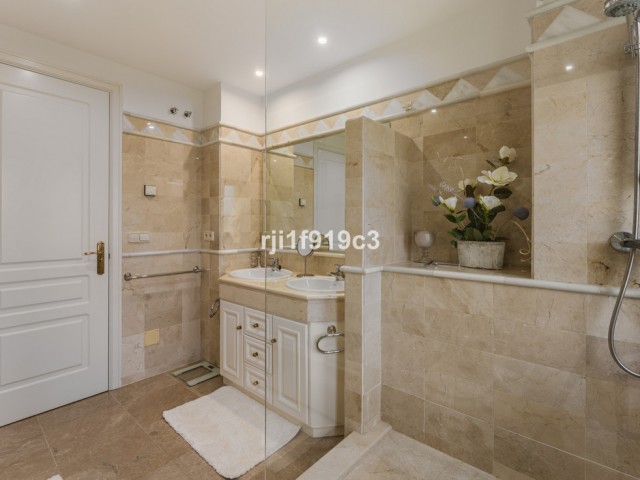 2 Schlafzimmer Apartment in Elviria