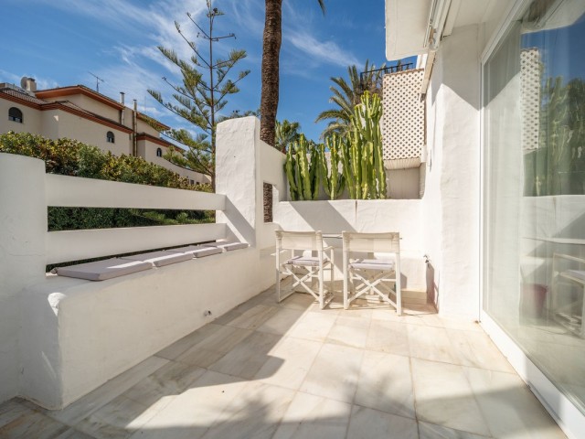 2 Bedrooms Apartment in Puerto Banús