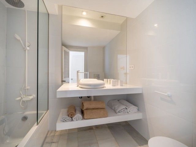 2 Bedrooms Apartment in Puerto Banús