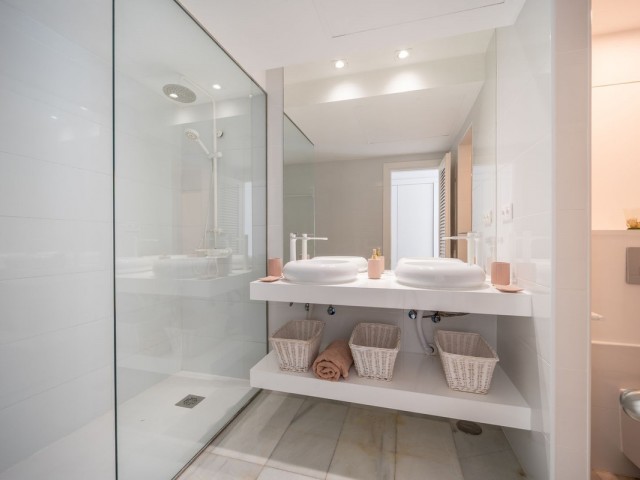 2 Bedrooms Apartment in Puerto Banús