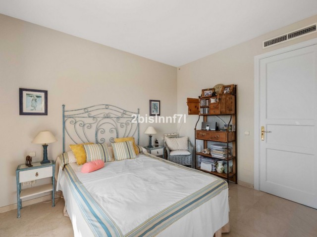 3 Bedrooms Apartment in Elviria