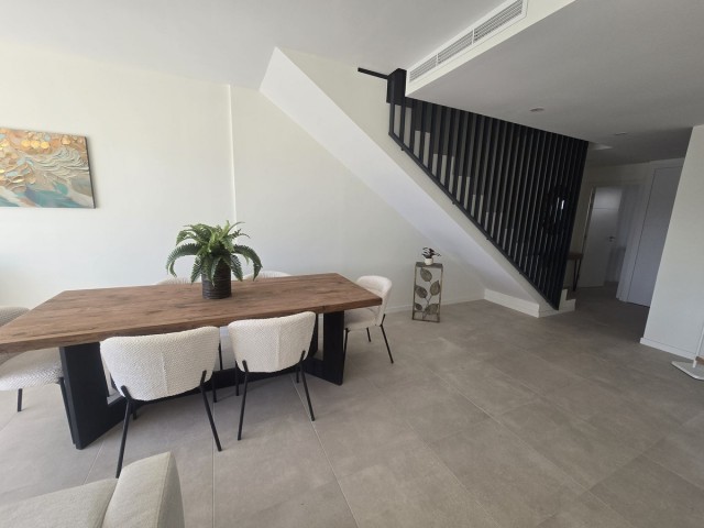 4 Schlafzimmer Reihenhaus in La Cala de Mijas