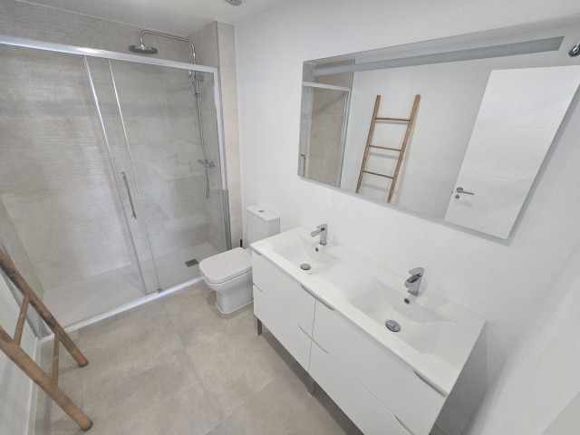 4 Schlafzimmer Reihenhaus in La Cala de Mijas