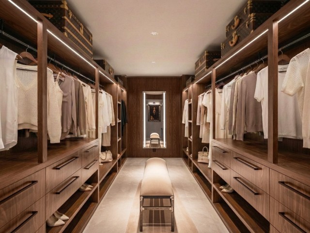 Villa con 6 Dormitorios  en Ojén