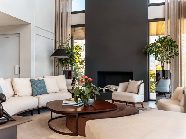 6 Makuuhuoneen Huvila Marbella