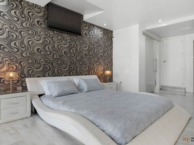 6 Bedrooms Villa in Marbella