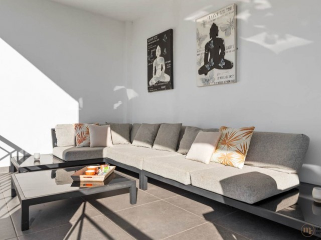 6 Bedrooms Villa in Marbella