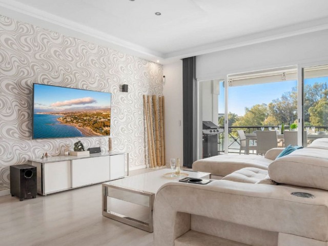 6 Bedrooms Villa in Marbella