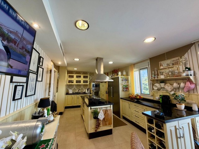 Penthouse in Estepona