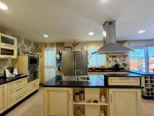 Penthouse in Estepona