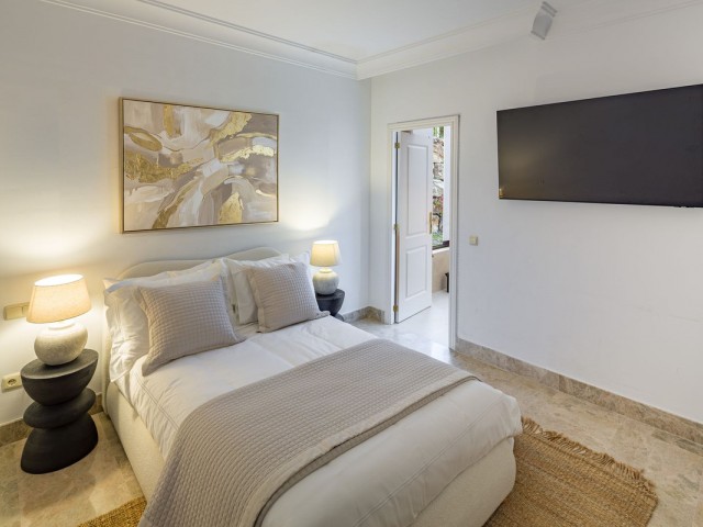 4 Schlafzimmer Apartment in Nueva Andalucía