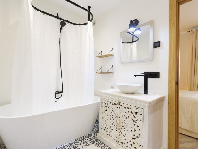 2 Bedrooms Apartment in Marbella