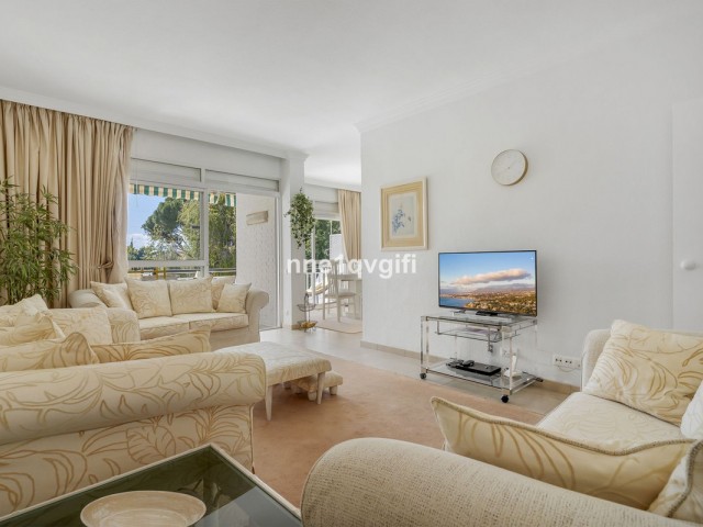 Apartment, Nagüeles, R5346592