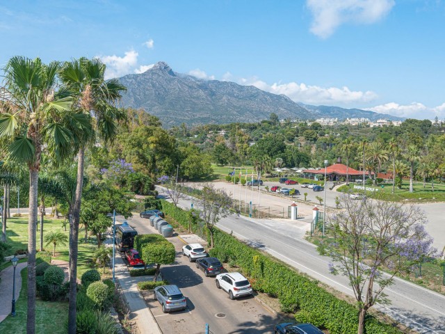 3 Schlafzimmer Apartment in Nueva Andalucía