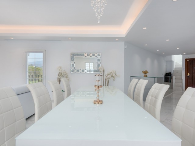 3 Schlafzimmer Reihenhaus in Nueva Andalucía