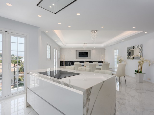 3 Schlafzimmer Reihenhaus in Nueva Andalucía