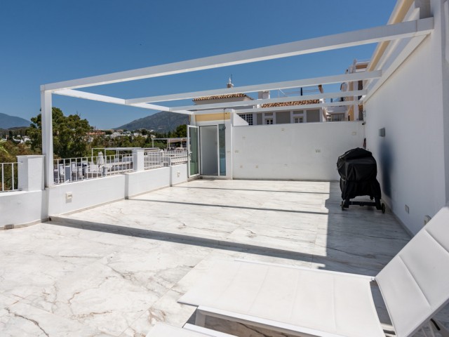 3 Slaapkamer Rijtjeshuis in Nueva Andalucía