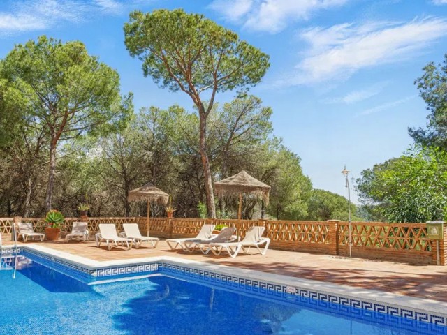 4 Schlafzimmer Apartment in Nueva Andalucía