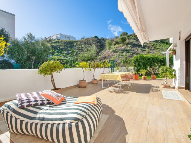 2 Bedrooms Apartment in Estepona