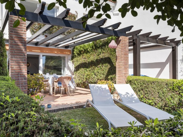 3 Bedrooms Townhouse in Estepona