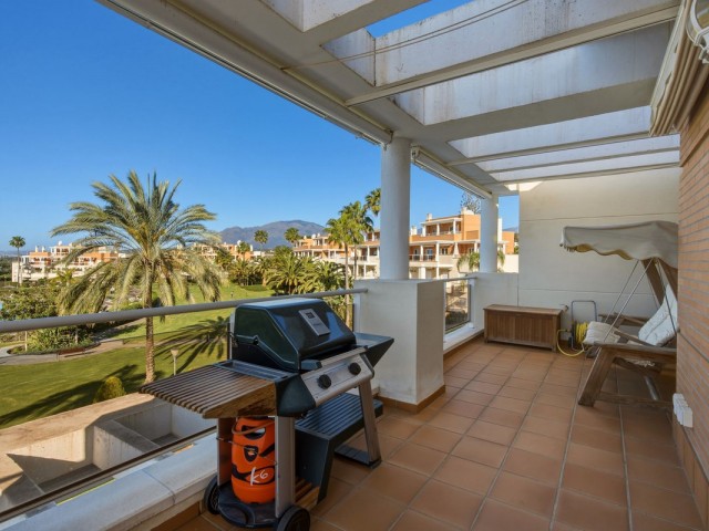 3 Bedrooms Apartment in Estepona
