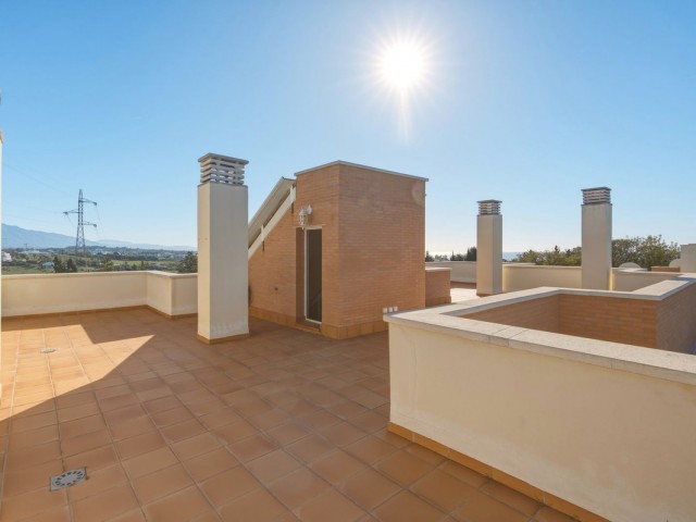3 Bedrooms Apartment in Estepona